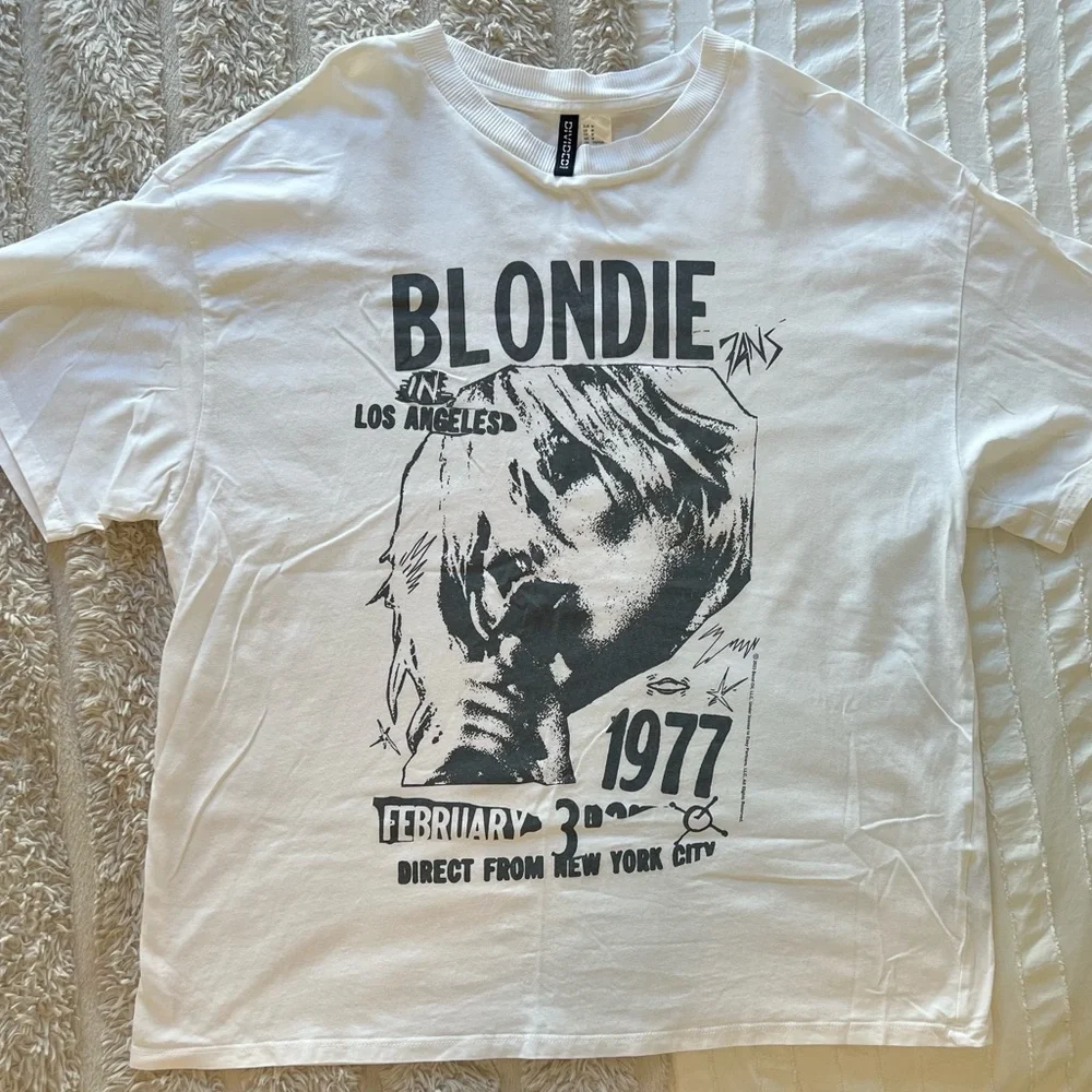 H&M White Blondie Graphic Tee with Black Print - Picture 6 of 7